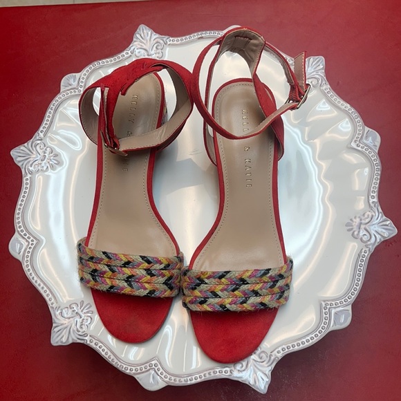 VERY CUTE KELLY & KATIE SANDALS - Picture 2 of 5